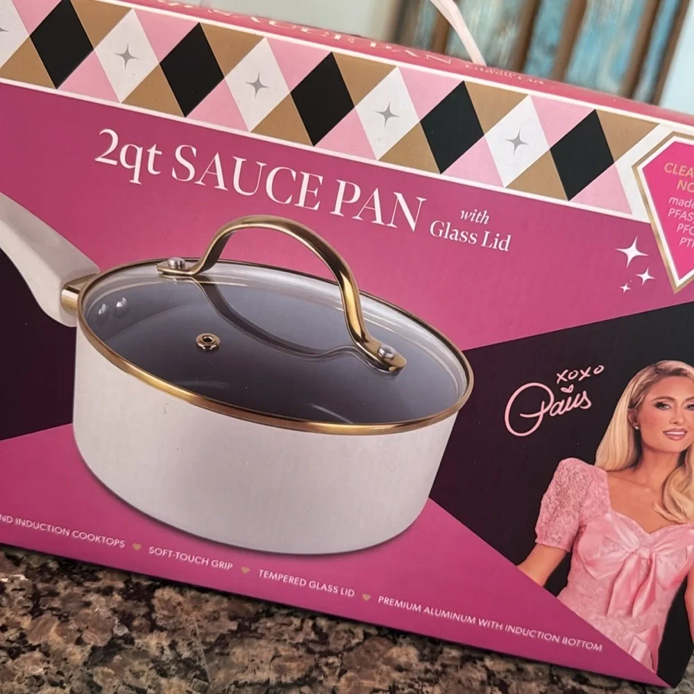 Paris Hilton 2 quart sauce pan with glass lid white and gold NEW